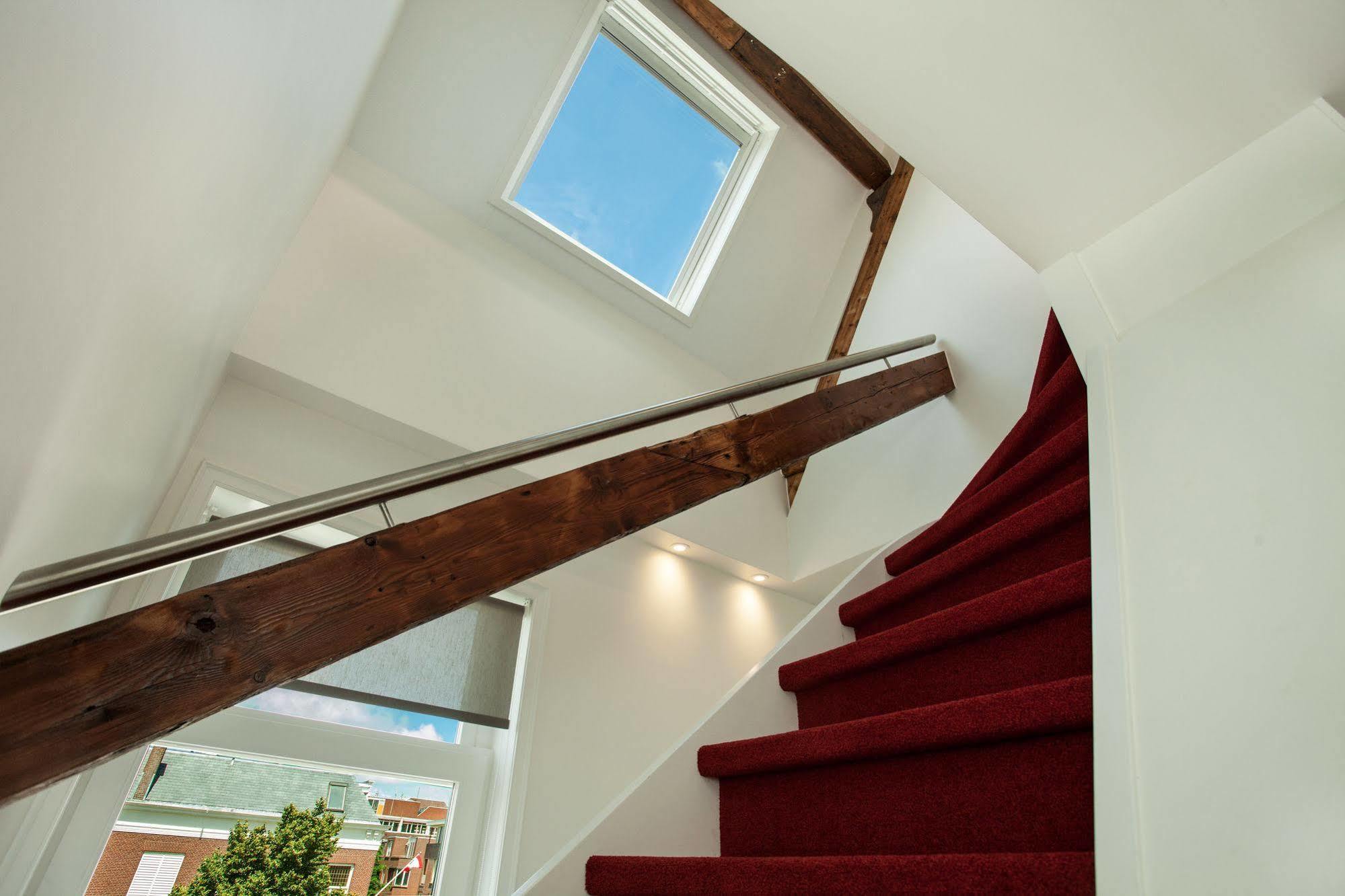 Stayci Serviced Apartments Denneweg デン・ハーグ エクステリア 写真